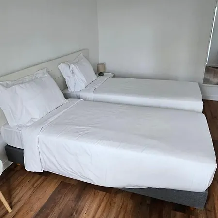 Refugio Mares Ponta Delgada